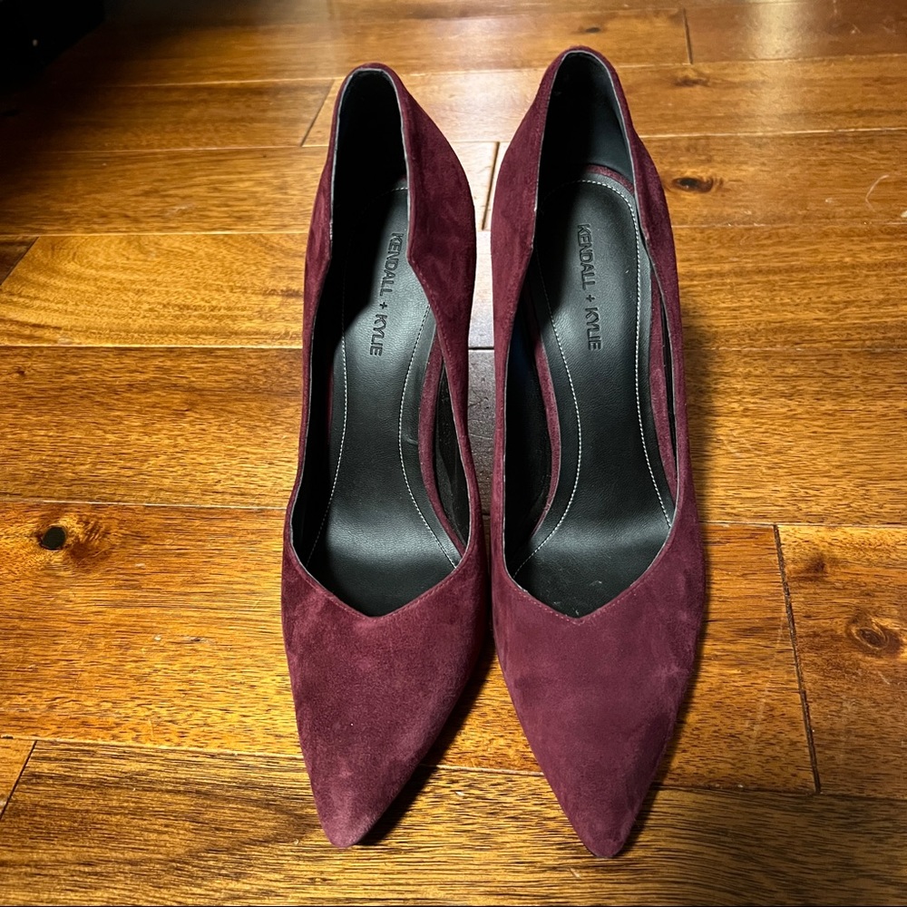 Kendall & Kyle Suede Pumps Wine Red Size 9